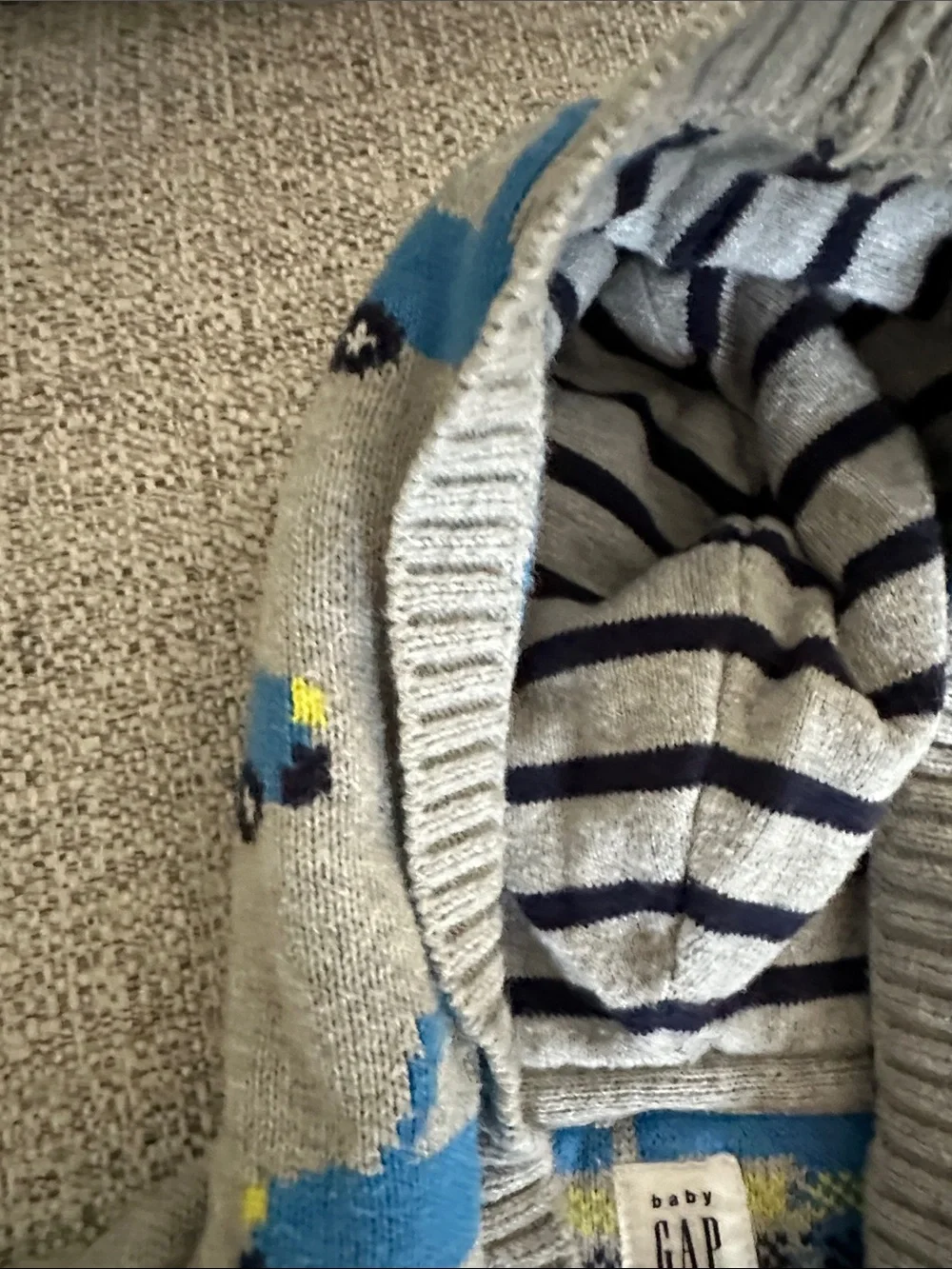 Gap hooded trucks sweater with buttons